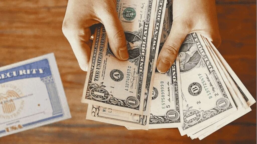 Extra Social Security Cash? Here’s Who’s Seeing More Money in Their Accounts This Month 1 Extra Social Security Cash