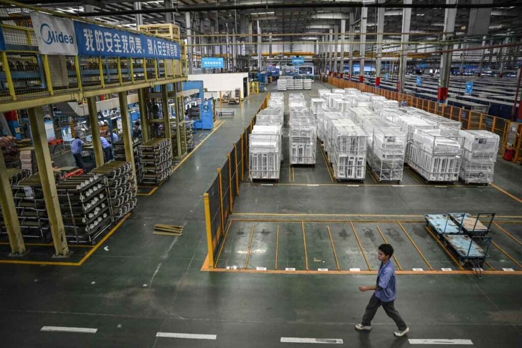 1.7 Million Midea Window AC Units Recalled Over Mold Risk — Check If Yours Is Affected 2 1.7 Million Midea Window AC