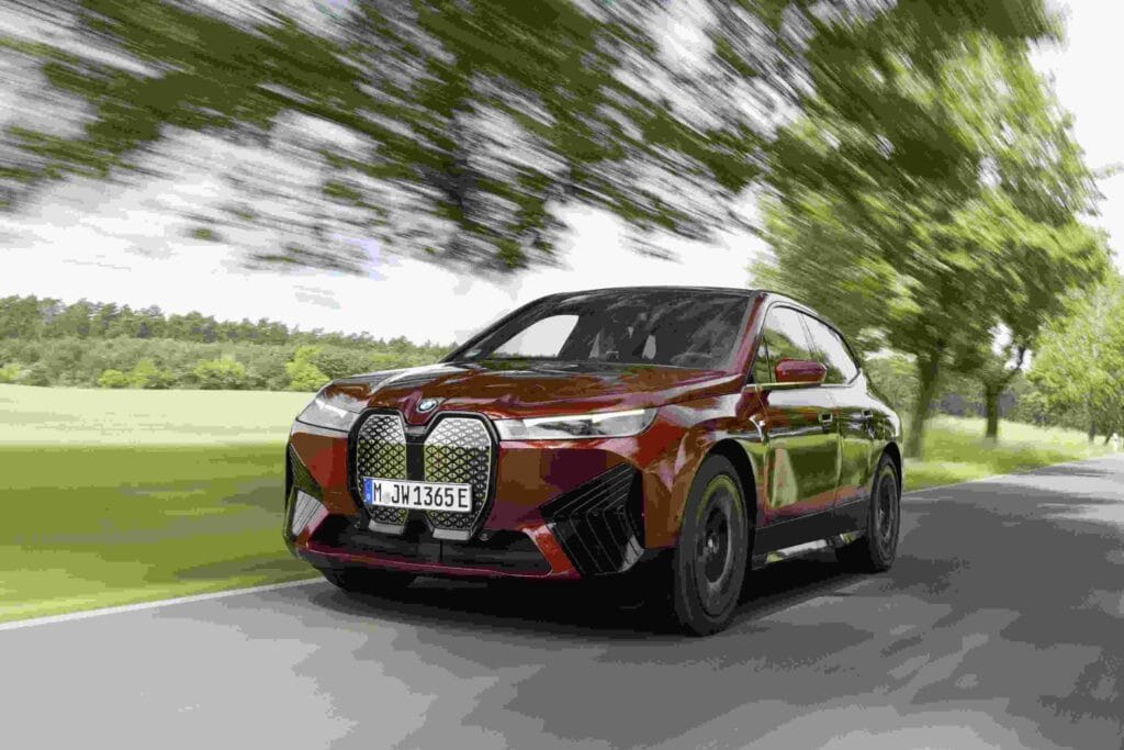 BMW Issues Warning as Top Electric Models May Suddenly Lose Power While Driving 2 BMW Issues Warning