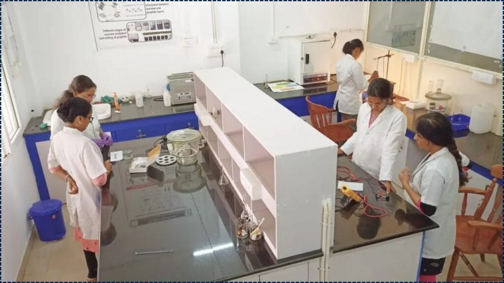 Calicut University Researchers Develop Low-Cost Nanoclusters That Could Transform Applications in Medicine and Electronics 1 Calicut University Researchers Develop Low-Cost Nanoclusters