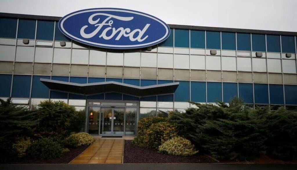 Ford Recalls Over 197000 Vehicles In The US Due To Risk Of Rear Passengers Getting Trapped, Says NHTSA 2 Ford Recalls Vehicles