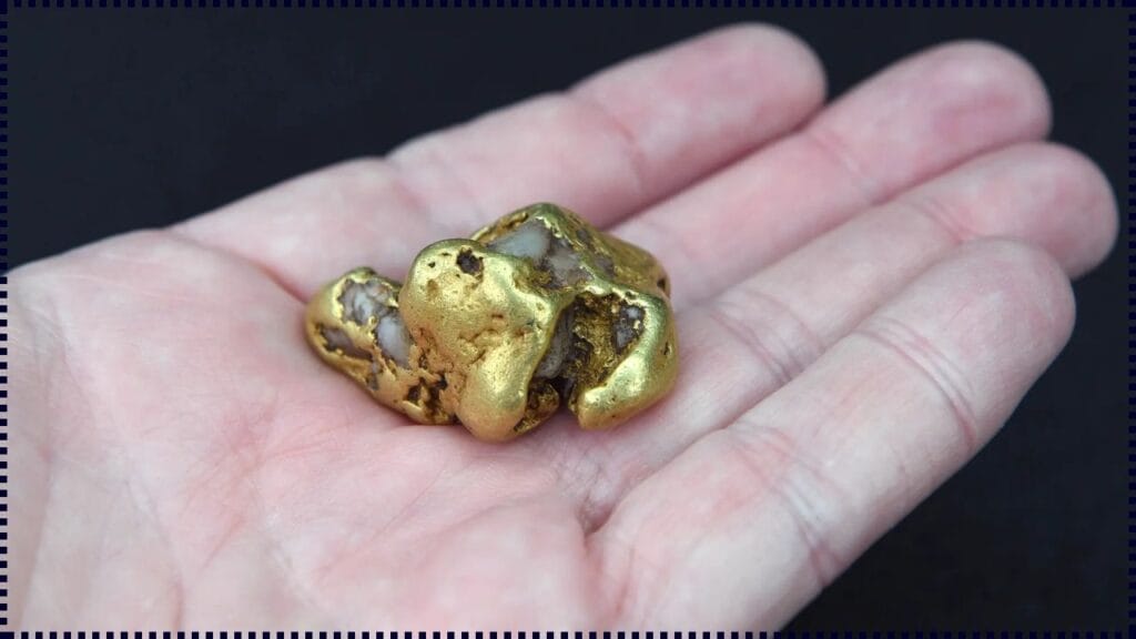 Man Keeps ‘Gold Nugget’ for Years—Then Learns It’s a Priceless Meteorite from Outer Space 1 Man Keeps ‘Gold Nugget’ for Years