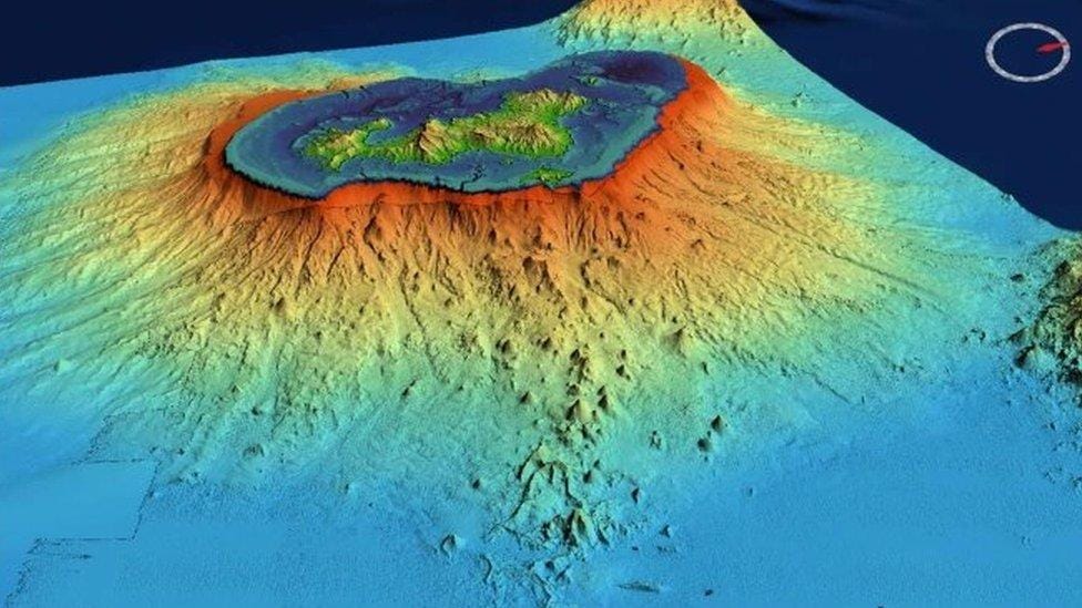 Massive Underwater Volcano Could Erupt Soon – Scientists Warn of Lava Explosion Beneath the Ocean Floor 2 Massive Underwater Volcano