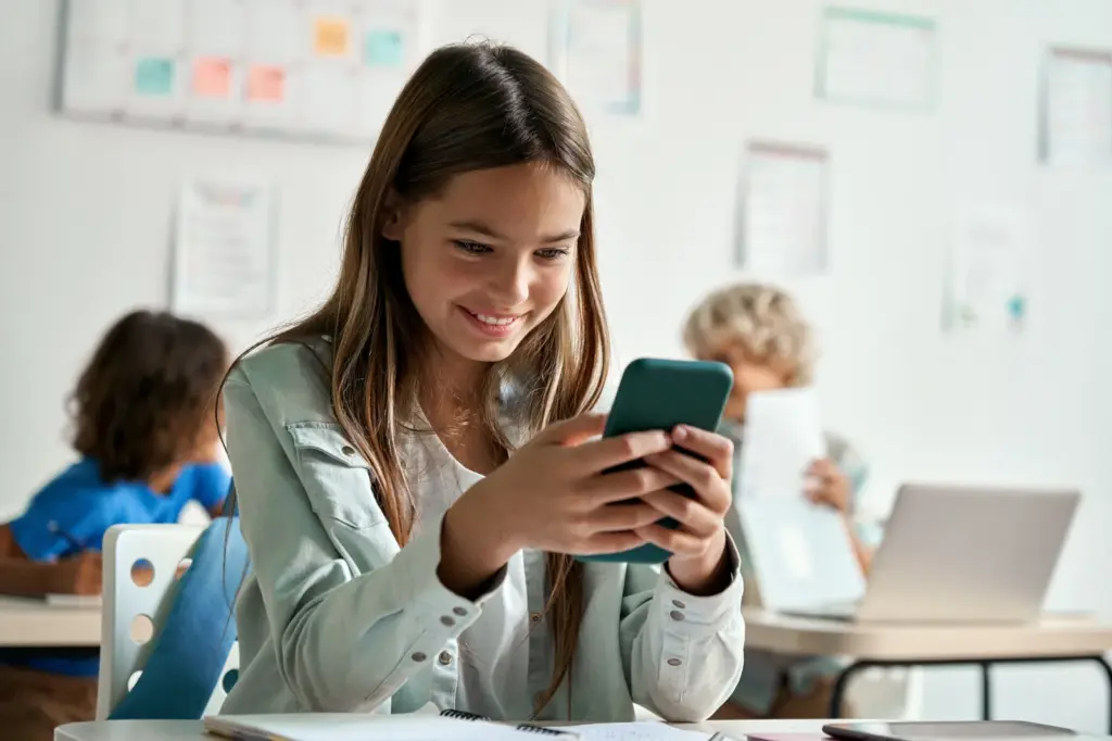 Experts Advise Against Placing Phones Face-Up—Here’s What You Risk by Doing It 2 Phones Face-Up