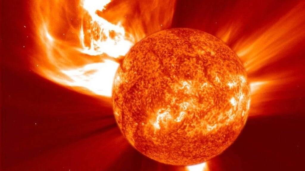 Solar Storms Officially Disrupt Starlink Satellites and May Impact Global Internet and GPS Communication Systems 2 Solar Storms
