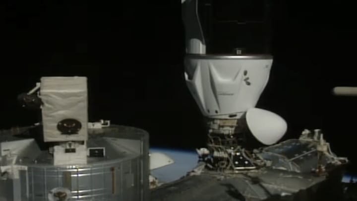 Space Capsule Carrying Human Remains Lost After Ocean Crash Landing 2 Space Capsule