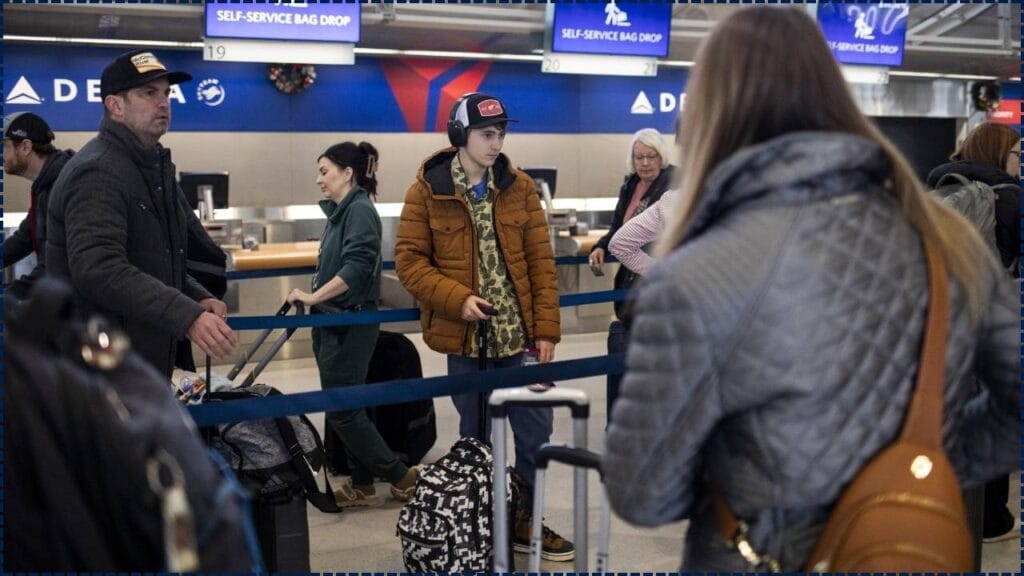 TSA Issues New Warning—This Common Packing Mistake Could Jeopardize Your U.S. Visa 1 TSA Issues New Warning