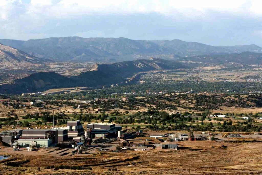 Dangerous Levels of Uranium Found in Colorado Reservoir – Officials Warn Residents to Stay Alert 2 Uranium Found in Colorado
