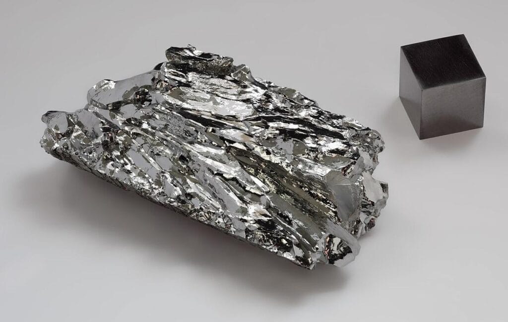 These Are the World’s Most Expensive Metals — Number One Will Leave You Speechless 2 World’s Most Expensive Metals
