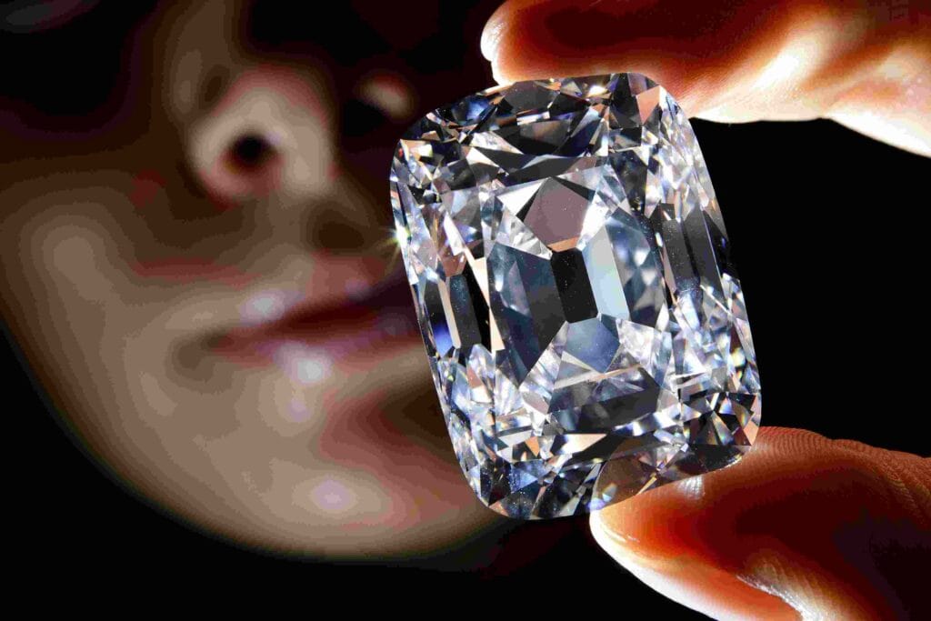 Exploring the Value and Stories Behind the World’s Most Unique Diamonds 2 World’s Most Unique Diamonds