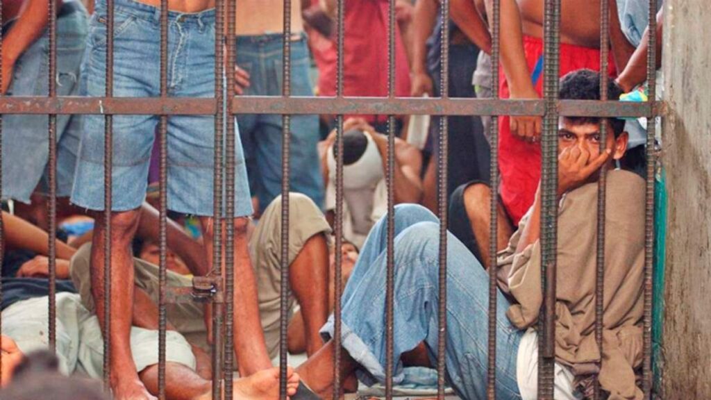 Amenazas Y Hacinamiento Ponen Al Borde Del Colapso A Las Cárceles Francesas 1 Amenazas Y Hacinamiento Ponen Al Borde