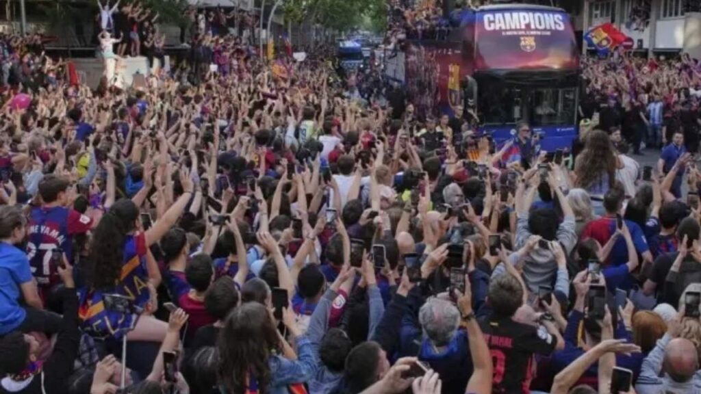 Barcelona Celebra La Liga 2025 Con Gran Fiesta En Las Calles — Hoy En Vivo 1 Barcelona Celebra La Liga 2025