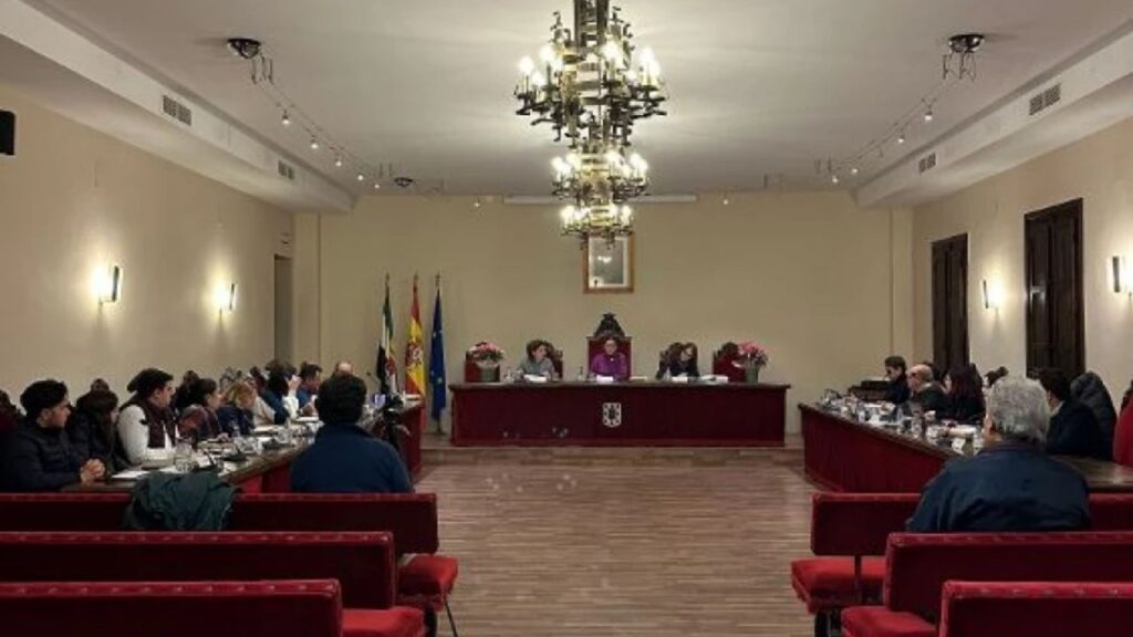 El Ayuntamiento de Coria ratificará en pleno este domingo al Abanderado de San Juan 2025 1 El Ayuntamiento de Coria ratificará en pleno