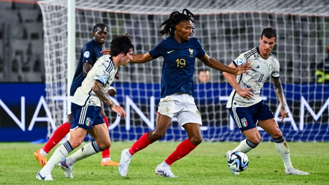 Olise Apaga el Sueño de Boca en Miami