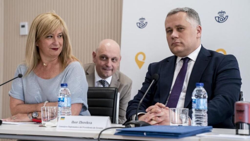 Pérez Dolset Entrega Documentos a Cerdán en Ferraz con Leire Díez Presente – Check Qué Reveló en Su Declaración 1 Pérez Dolset Entrega Documentos a Cerdán en Ferraz con Leire Díez Presente