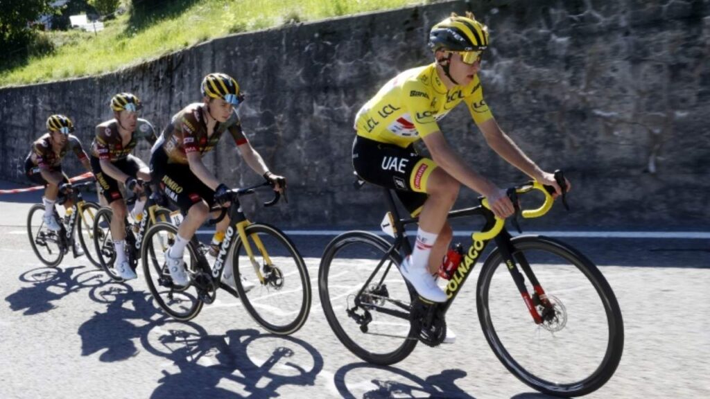 Tadej Pogacar Gana la Etapa Reina y Se Corona Campeón del Critérium del Dauphiné con Autoridad 1 Tadej Pogacar Gana la Etapa Reina y Se Corona Campeón
